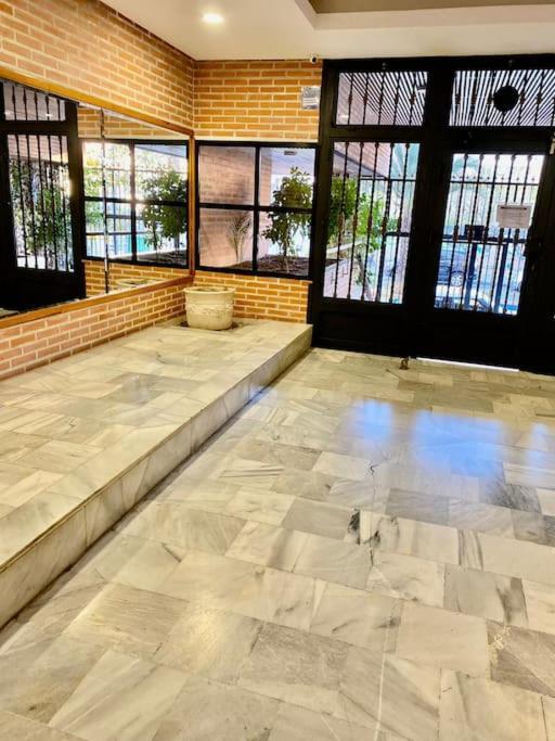 Studio Apartment Santana Habaneras - 05 At Beach With Garage, Pool And Lift تورّيفيِخا المظهر الخارجي الصورة
