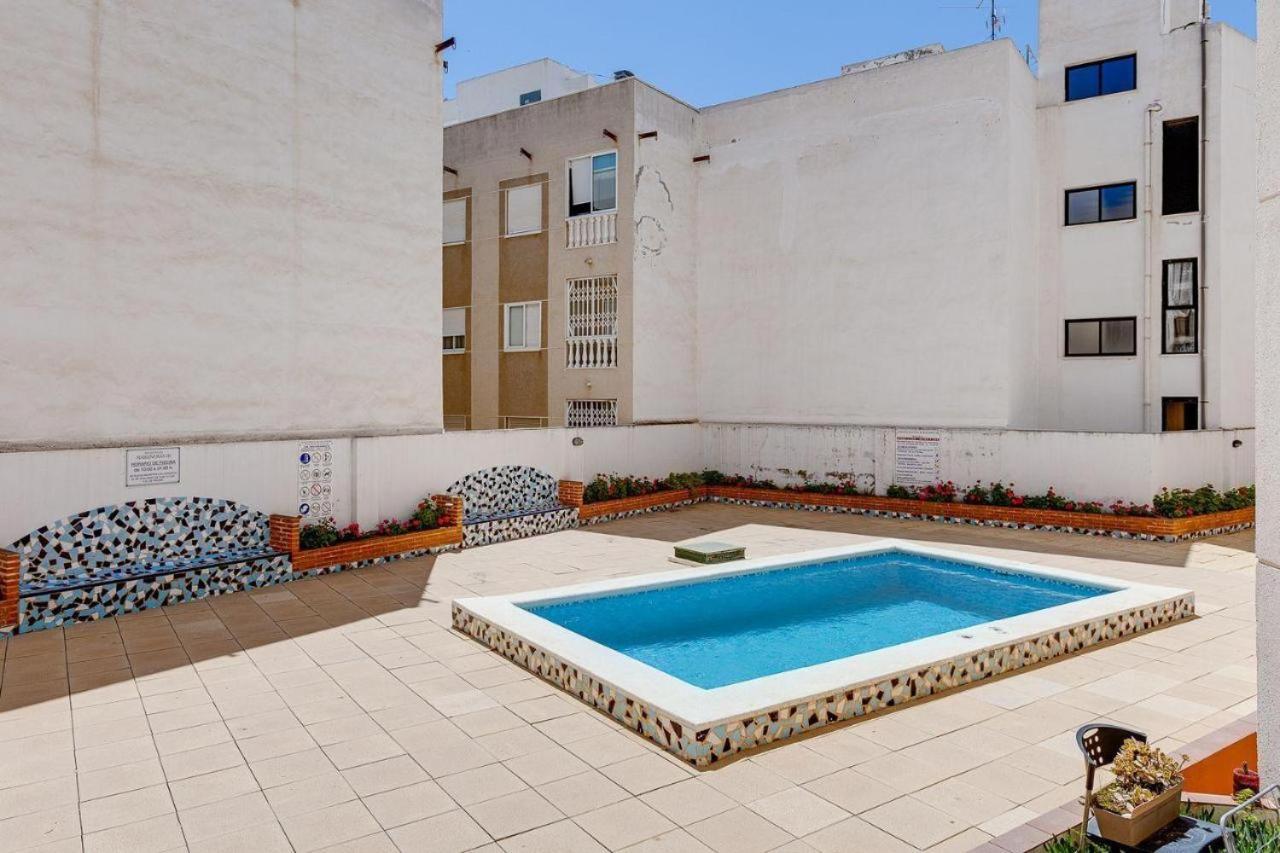 Studio Apartment Santana Habaneras - 05 At Beach With Garage, Pool And Lift تورّيفيِخا المظهر الخارجي الصورة