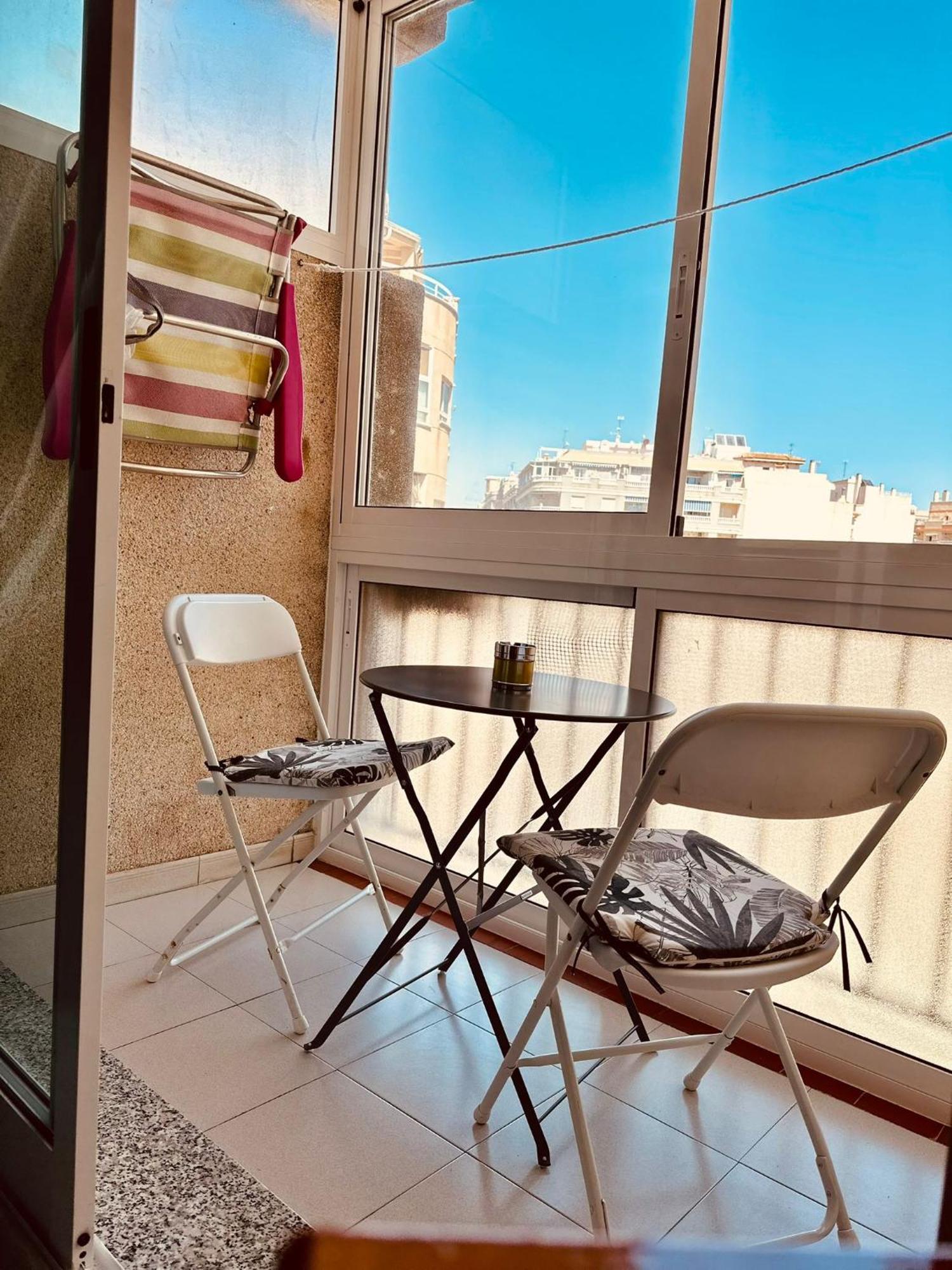 Studio Apartment Santana Habaneras - 05 At Beach With Garage, Pool And Lift تورّيفيِخا المظهر الخارجي الصورة